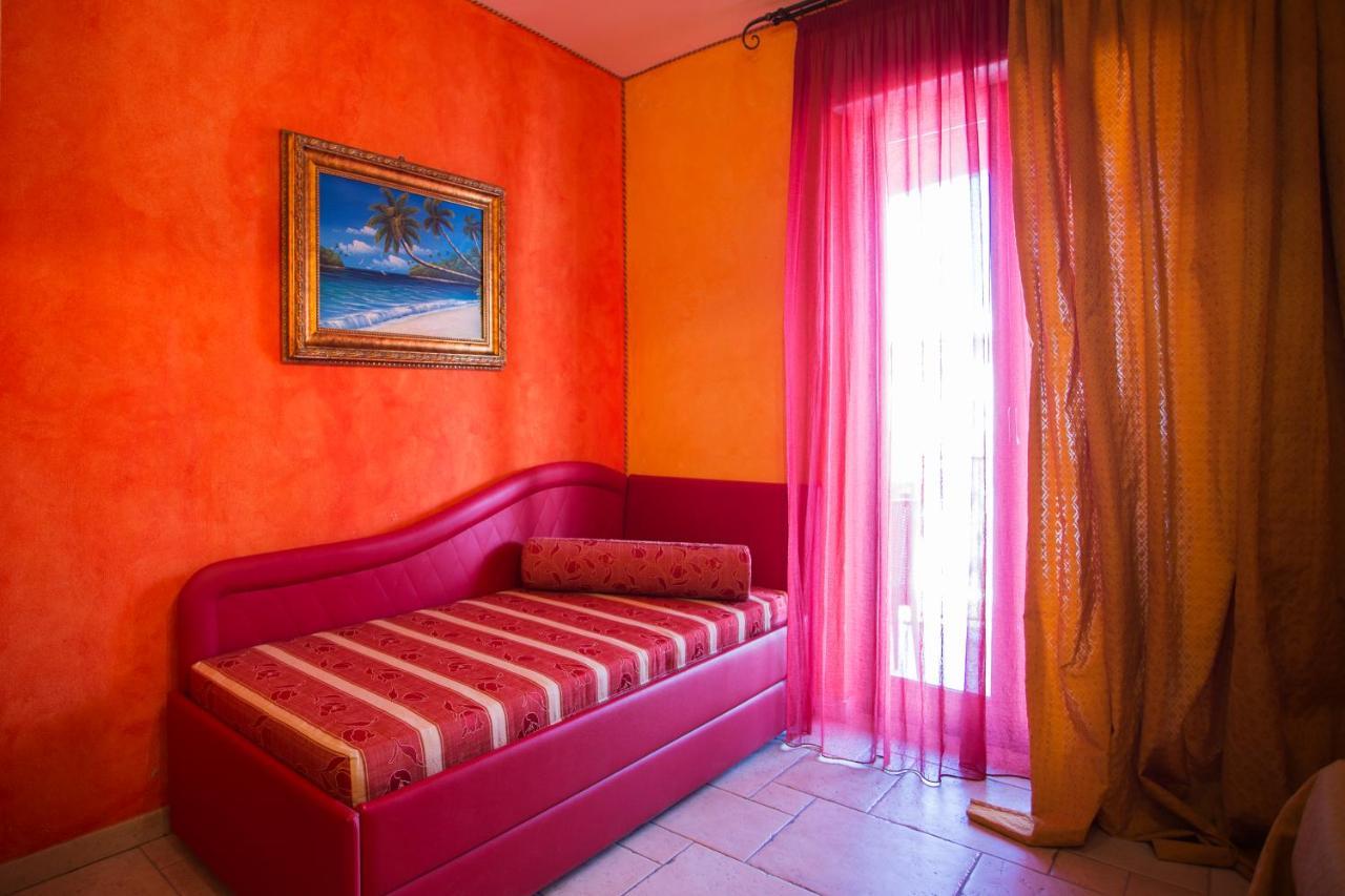 Casale Villa Giulia Marina Di 레시나 외부 사진
