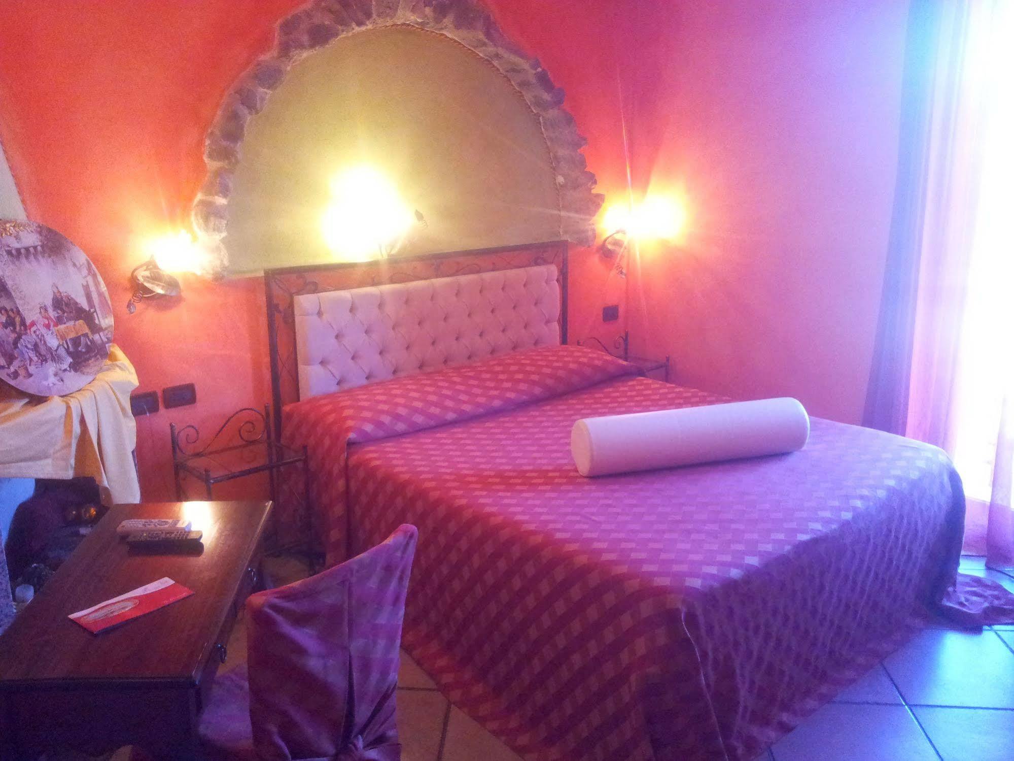 Casale Villa Giulia Marina Di 레시나 외부 사진